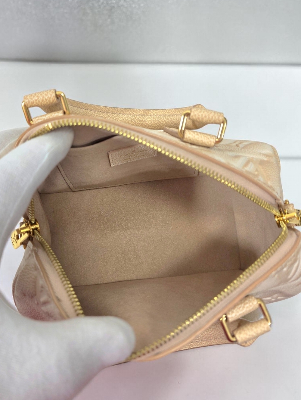 ✨️Authentic Louis Vuitton Speedy 20 Stardust Bandouliere Monogram Crossbody Bag - Picture 12 of 17